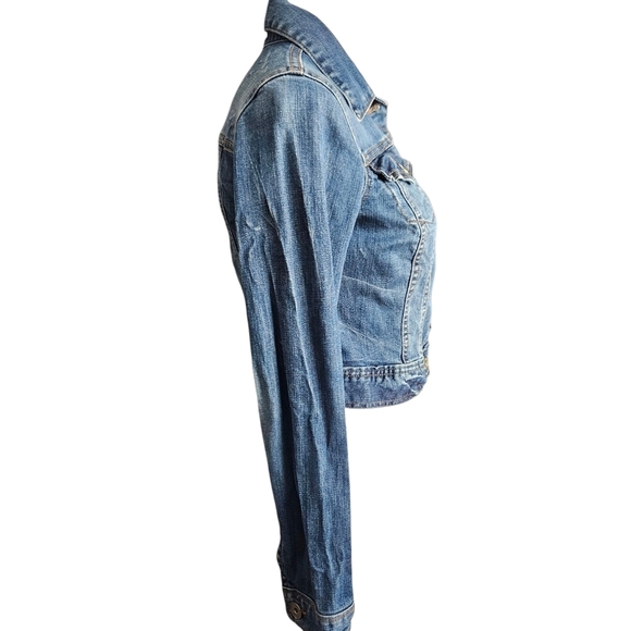 Calvin Klein Womens Light Wash Cropped Trucker Denim Jacket Size P/S - Picture 2 of 10